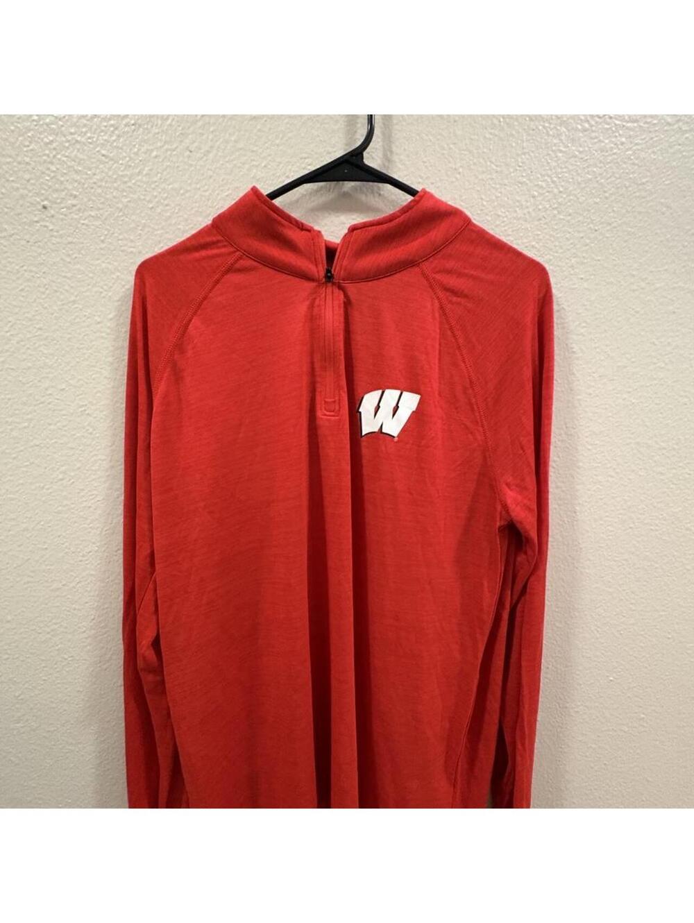 Fanatics Men's Red and Orange Sweatshirt